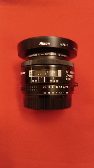 Nikon AF NIKKOR 28mm 1:2.8