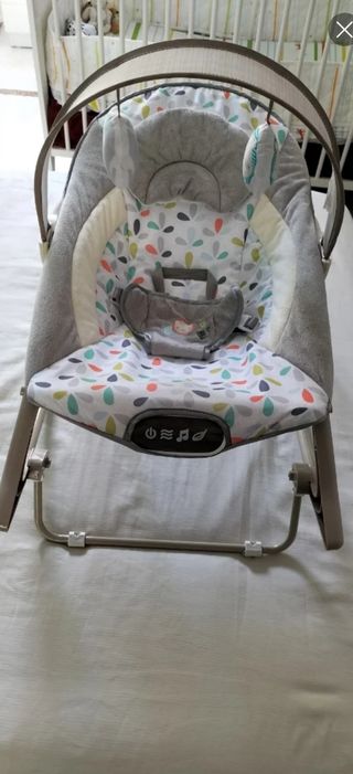 Hamaca mecedora Olmitos con sonido y vibración.