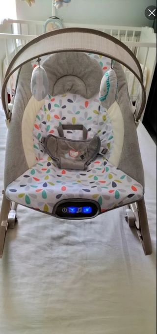 Hamaca mecedora Olmitos con sonido y vibración.