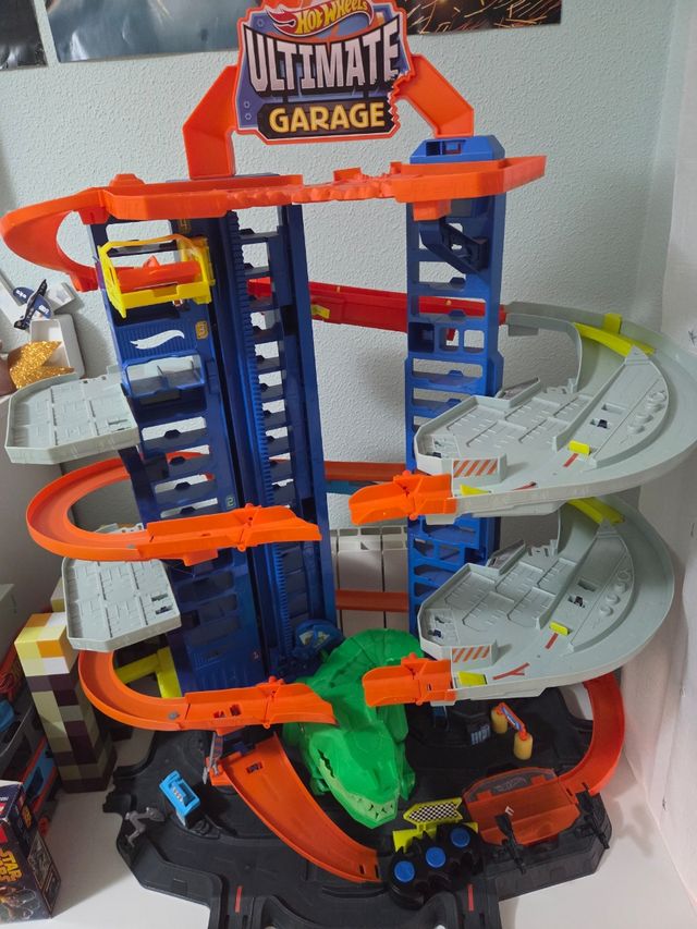 Hot Wheels Ultimate Garage Dinosaurio