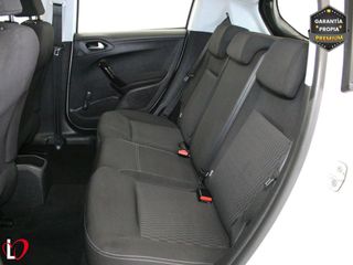 Peugeot 208 BlueHDi 73kW (100CV) Active