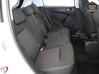 Peugeot 208 BlueHDi 73kW (100CV) Active