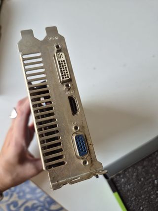 Pack 3 GPUs – GTX 970 + HD 7750 + GeForce 8800 GTS