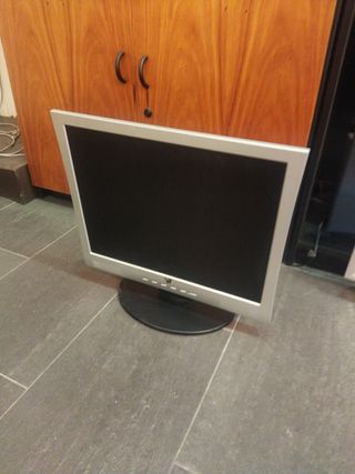 Pantalla 20 pulgadas, VGA