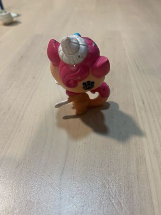 2 Muñecos LPS: Gato y Jirafa
