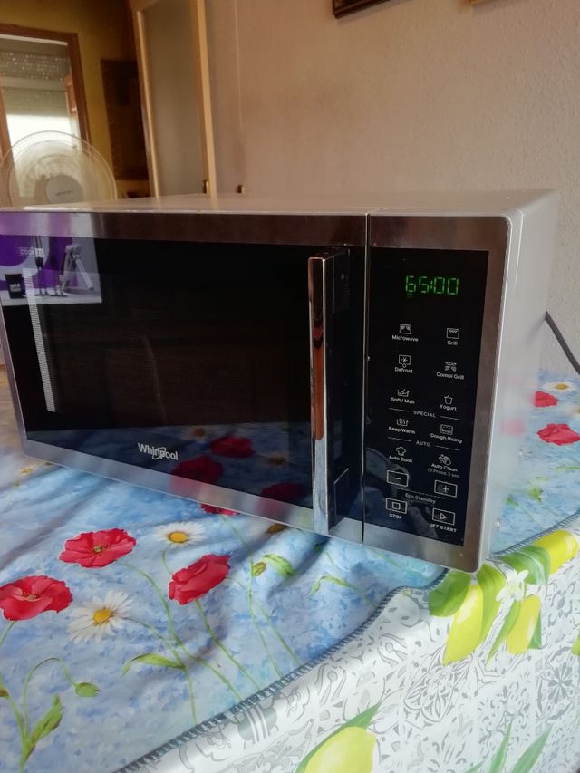 Forno Microondas Whirlpool - Cook25