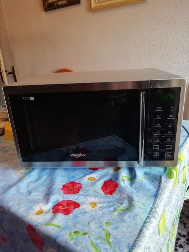 Forno Microondas Whirlpool - Cook25
