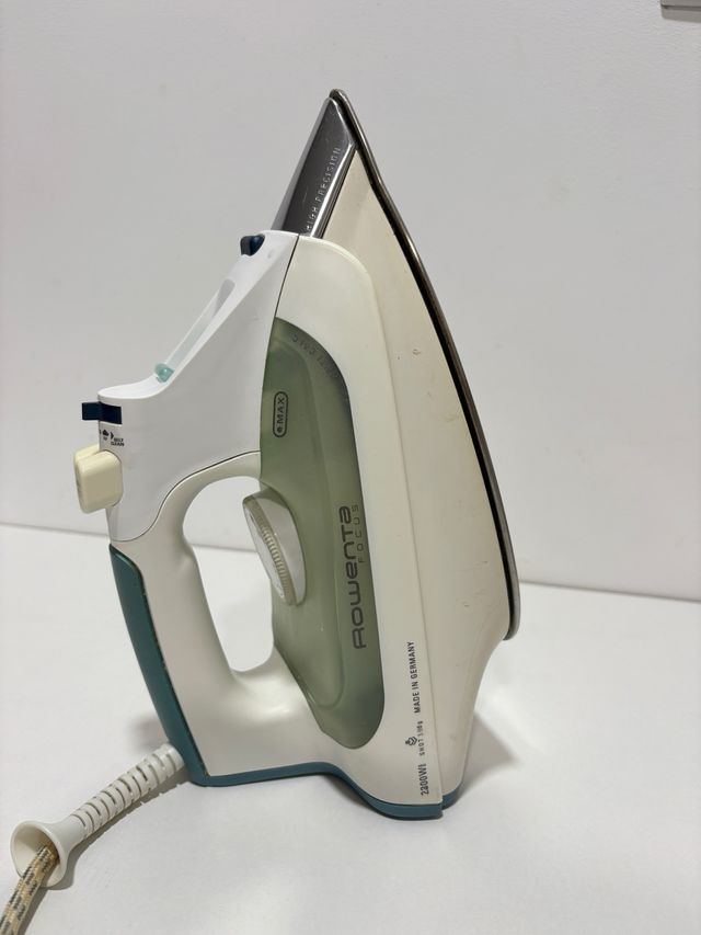 Plancha Rowenta Focus - 2300W