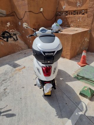 Ciclomotor Primavera 50cc blanco