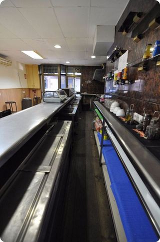 Bar en venta en Pubilla Cases en Hospitalet de Llobregat, L´