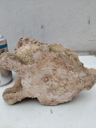 Escultura en piedra perro Yorkshire jardín terraza