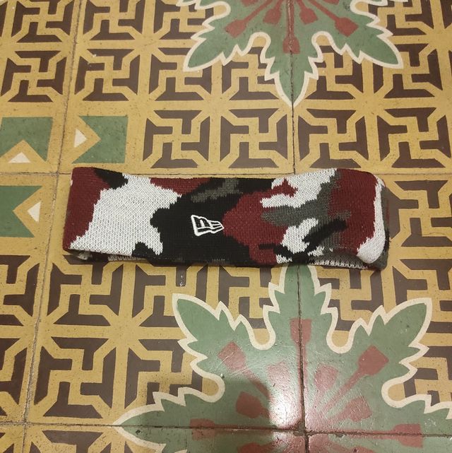 Diadema Supreme - New Era Reflective Logo