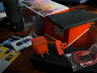 JBL Pulse 3 Altavoz Bluetooth+funda individual.