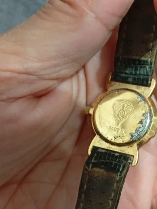 Reloj Gucci vintage oro