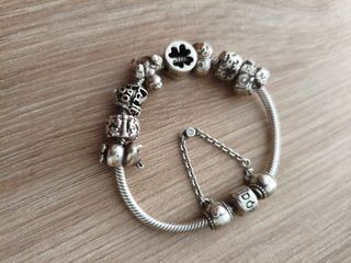 Pulsera Pandora plata charms
