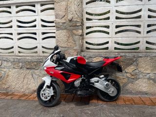 Moto eléctrica BMW niño
