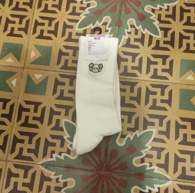 Calcetines Uniqlo - KAWS + WARHOL