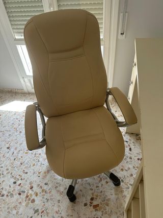 Escritorio + Silla Beige