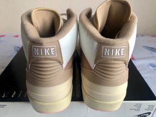Air Jordan 2 Retro 42eu Crema y pastel 