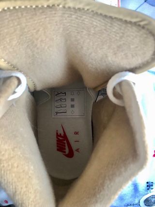 Air Jordan 2 Retro 42eu Crema y pastel 