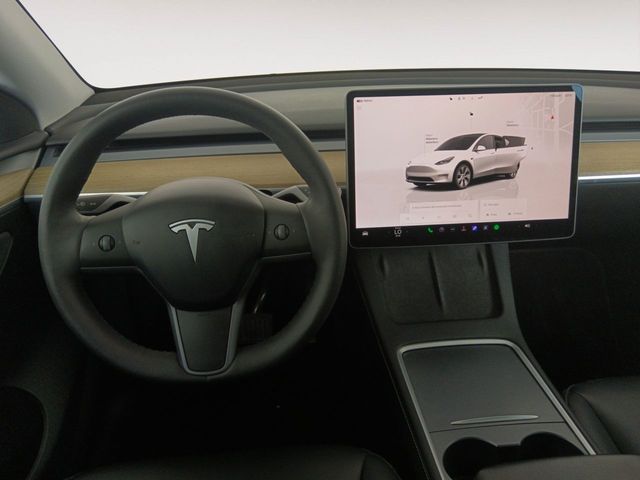 Tesla Model Y RWD