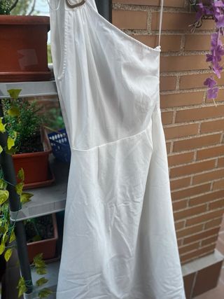Vestido blanco asimétrico largo 