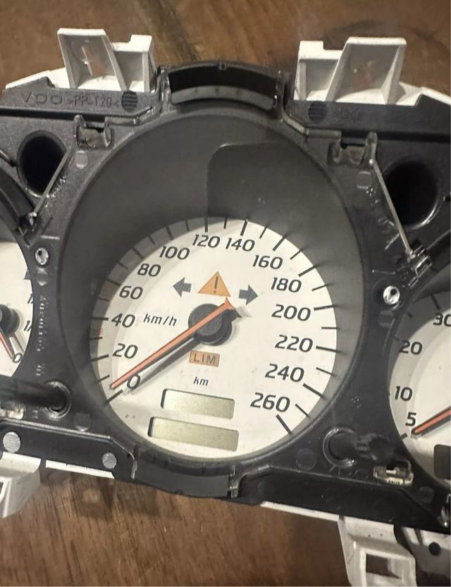 Cuadro instrumentos Mercedes benz SLK R170