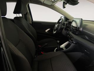 Toyota Yaris Hybrid Design
