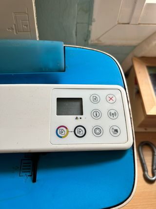 Impresora HP Deskjet 3720 - Azul y Blanca