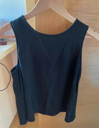 Blusa negra elegante