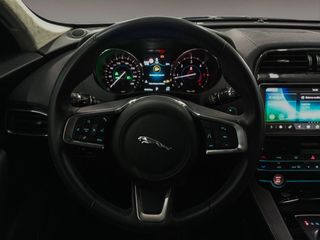 Jaguar F-Pace 20d Pure AWD