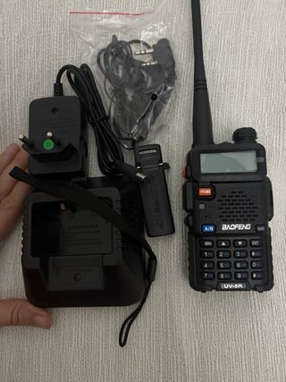Baofeng UV-5R: Walkie Talkie