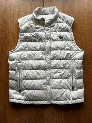 Chaleco Moncler blanco talla 2 (48)