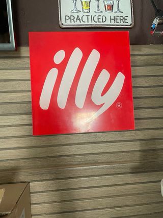 Cafetera Espresso ILLY + 1000 cápsulas