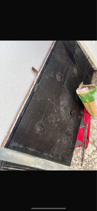 Puerta antigua de metal 176x83