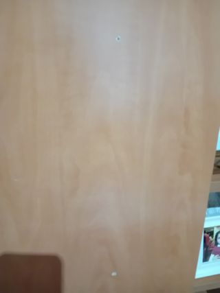 Escritorio color madera - Oficina