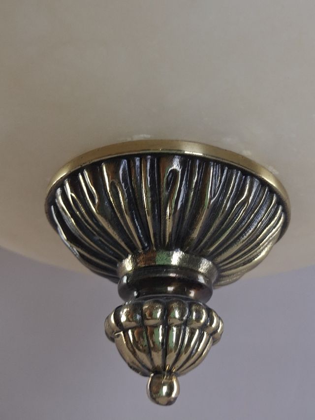 Lámpara techo vintage alabastro crema