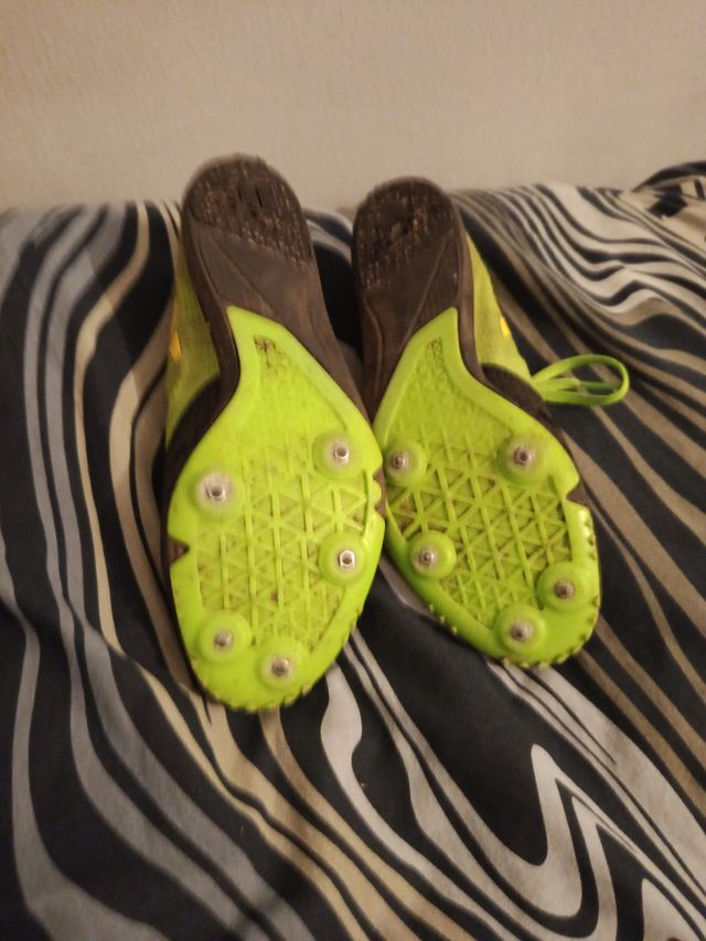 Zapatillas Adidas running amarillas