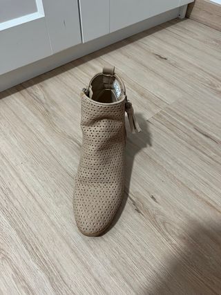 Botines beige