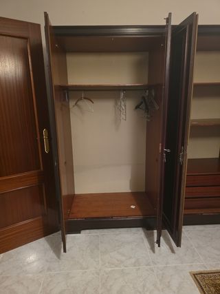 Armario madera 4 puertas