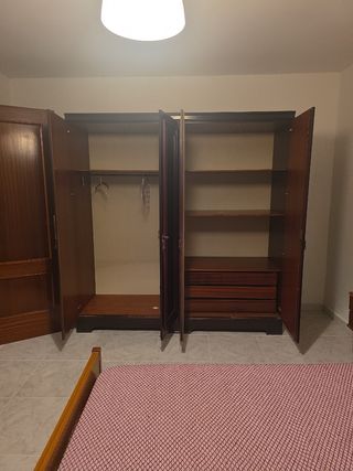 Armario madera 4 puertas