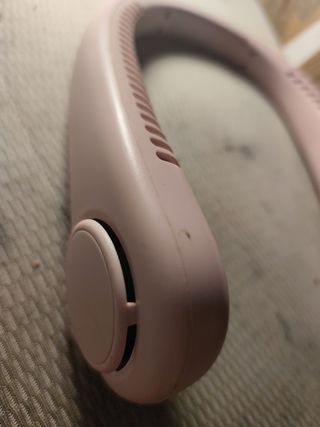 Ventilador cuello rosa