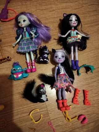 Enchantimals: 3 muñecas y mascotas