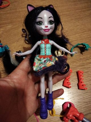 Enchantimals: 3 muñecas y mascotas