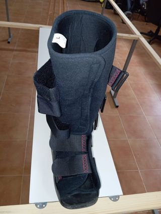 Bota ortopédica de medida L