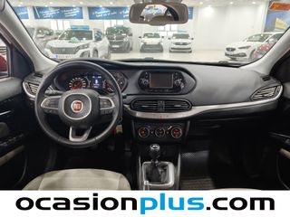 Fiat Tipo Sedan 1.4 Lounge 70 kW (95 CV)