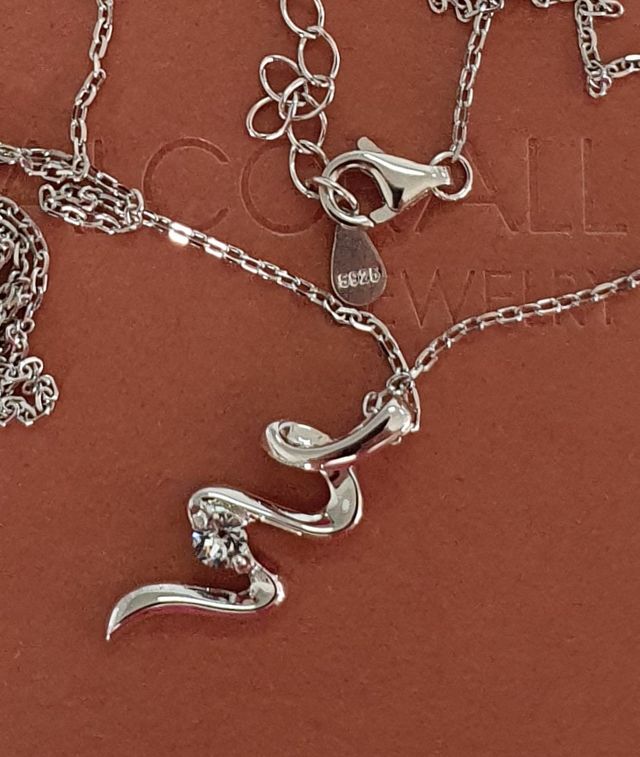 Colgante ORO BLANCO Y SWAROVSKI.  REGALO NAVIDAD.