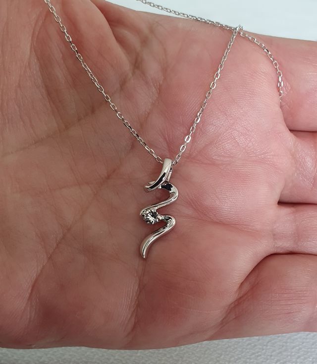 Colgante ORO BLANCO Y SWAROVSKI.  REGALO NAVIDAD.