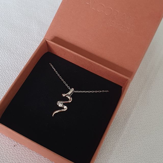 Colgante ORO BLANCO Y SWAROVSKI.  REGALO NAVIDAD.