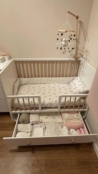 Cuna MYLLRA IKEA - bebé